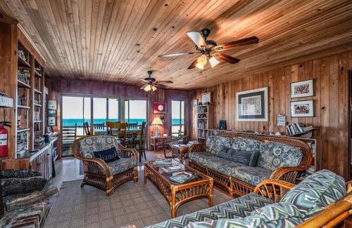Pawleys Island House | 6 BR Oceanfront House with Creek Dock