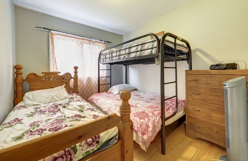 Bexley Cottage | 6 br stunning cottage in woods Own Waterfront