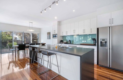 Goolwa South House | 6 Bristow Smith Ave - Gorgeous as new executive home with WIFI!