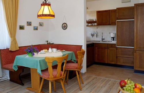 Reit im Winkl Apartment | (6) Drei-Raum-Ferienwohnung 65qm, Bad/WC, 2 Extra-Schlafräume, Küche, Balkon