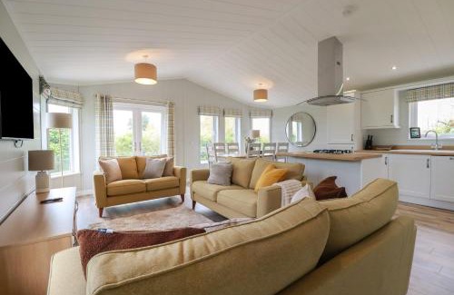 Dobwalls House | 6 Faraway Fields