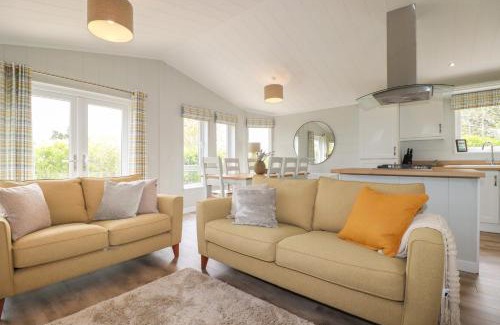 Dobwalls House | 6 Faraway Fields