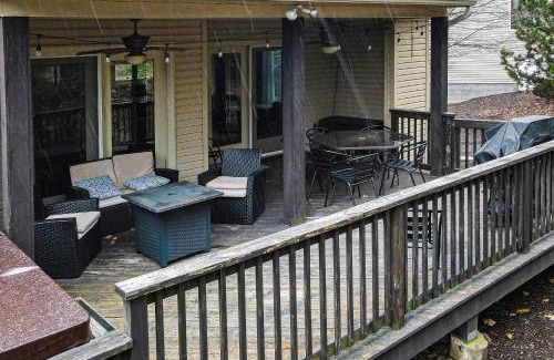 Lake Harmony House | 6 Fieldstone Ct