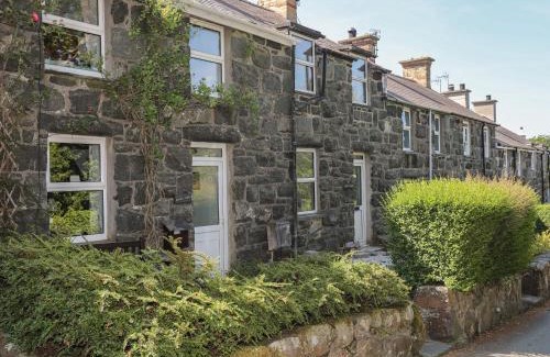 Llanystumdwy House | 6 Maen Y Wern