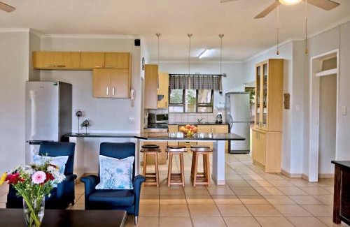 Scottburgh South House | 6 Margaret