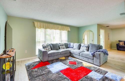 Bradenton House | 6 Mi to Beach Bradenton Home with Private Pool