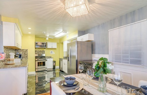 Suitland Apartment | 6 Mi to National Mall: WFH-Friendly Suitland Gem