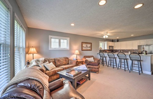 Seven Devils Condo | 6 Mi to Skiing: Mtn-View Condo in Seven Devils
