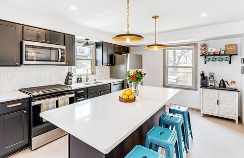 Cudahy House | 6 Mi to Summerfest Park: Home w/Game Room!