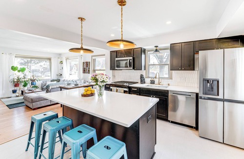 Cudahy House | 6 Mi to Summerfest Park: Home w/Game Room!