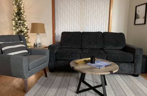 Fairways Apartment | 6 minute walk to Sun Peaks Village