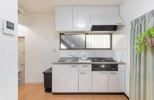 Nakano Apartment | 6 Minutes to Shinjuku Station by Train, Max 4 People