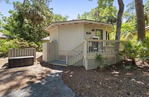 Night Heron Villa | 6 Night Heron - 1 Bedroom Villa with Sunny on site Pool. Easy Walk to Beach!
