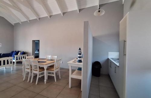 St. Helena Bay House | 6 On Bloumagriet