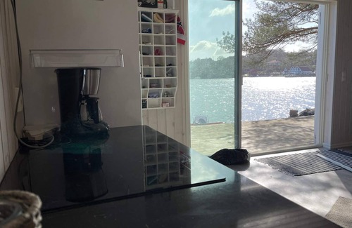 Bomlo House | 6-Person Holiday Home Rubbestadneset