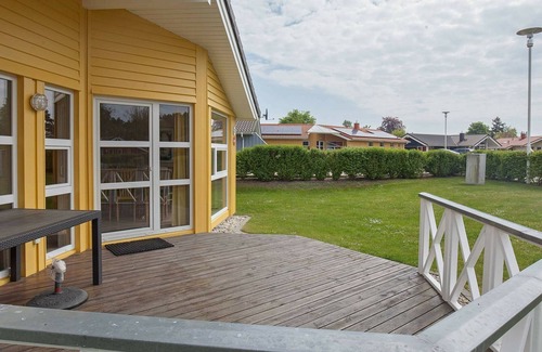 Lensterstrand House | 6 person holiday home in GROEMITZ