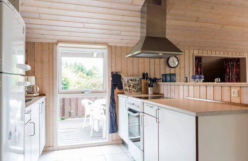 Skaven Strand House | 6 person holiday home in Tarm