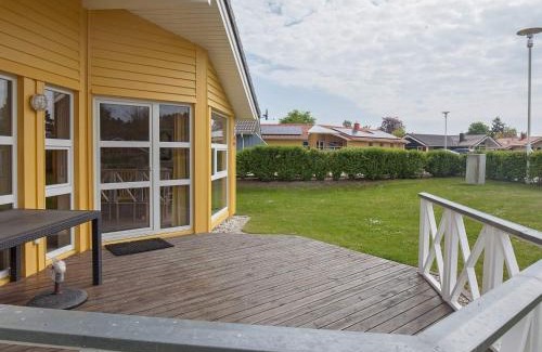 Lensterstrand House | 6 person holiday home in GROEMITZ