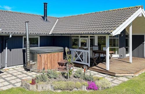 Nakskov House | 6 person holiday home in Nakskov-By Traum