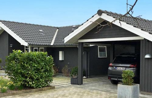 Nakskov House | 6 person holiday home in Nakskov-By Traum