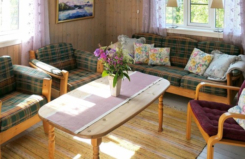 Hadsel House | 6 person holiday home in Hennes