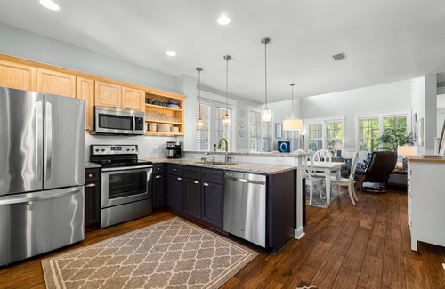 Laurel Grove House | 6 Seat Golf Cart ~ Screened Wraparound Porch ~ Resort Pools & Beach