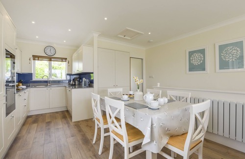 Bigbury-on-Sea Cottage | 6 TARIFA, family friendly, country holiday cottage in Bigbury-On-Sea