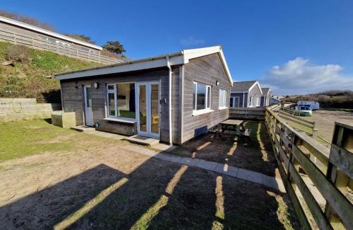 Saunton House | 6 The Burrows