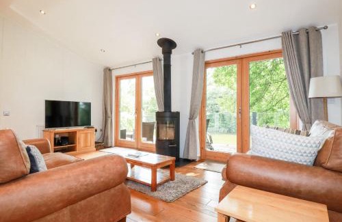 Looe House | 6 Water's Edge