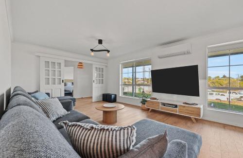 Goolwa South House | 60 Beach Road, Goolwa South