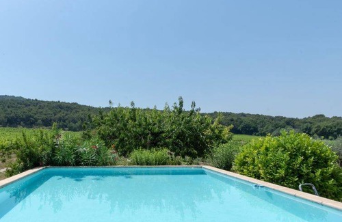 Saint-Roman-de-Malegarde House | 60 m² Farmhouse ∙ 2 bedrooms ∙ 4 guests