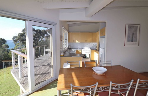 Mallacoota House | 60 Karbeethong Avenue, Mallacoota