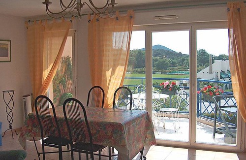 Saint-Cyr-sur-Mer Apartment | 60 m² Apartment ∙ 2 bedrooms ∙ 4 guests