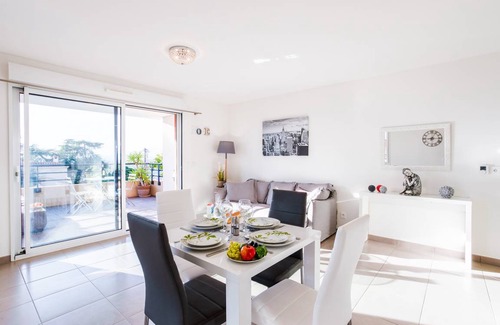 Saint Antoine Apartment | 60 m² Apartment ∙ 2 bedrooms ∙ 5 guests