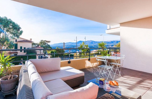 Saint Antoine Apartment | 60 m² Apartment ∙ 2 bedrooms ∙ 5 guests