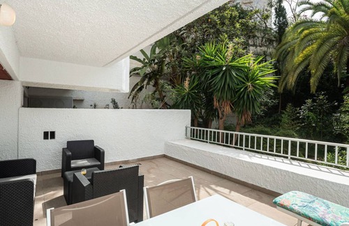 Golden Mile Apartment | 60 m² Apartment ∙ 1 bedroom ∙ 2 guests