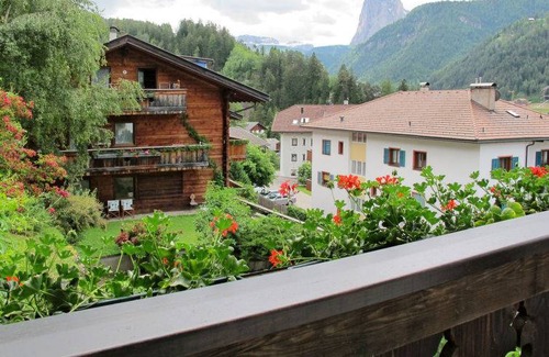 Ortisei Apartment | 60 m² Apartment ∙ 2 bedrooms ∙ 5 guests
