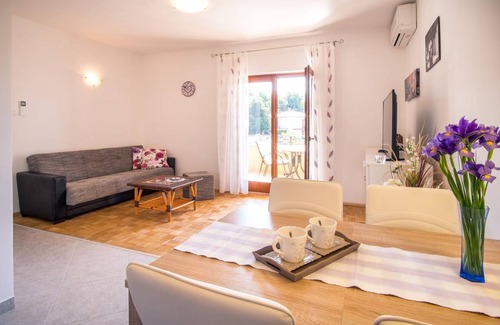 Krk Apartment | 60 m² Apartment ∙ 2 bedrooms ∙ 4 guests