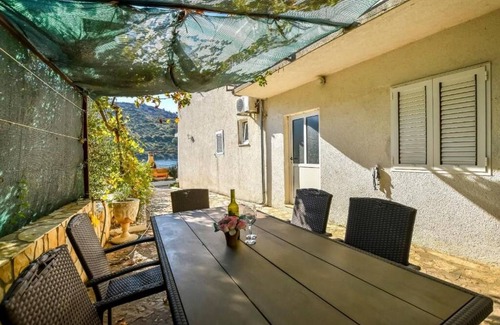 Podglavica Apartment | 60 m² Apartment ∙ 2 bedrooms ∙ 5 guests