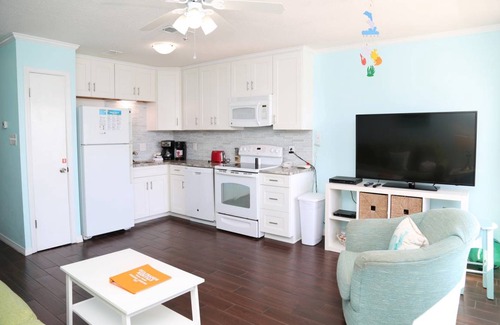 Gulf Shores Condo | 60 m² Condo ∙ 1 bedroom ∙ 4 guests