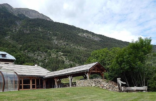 Chateauroux-les-Alpes Apartment | 60 m² Apartment ∙ 3 bedrooms ∙ 6 guests