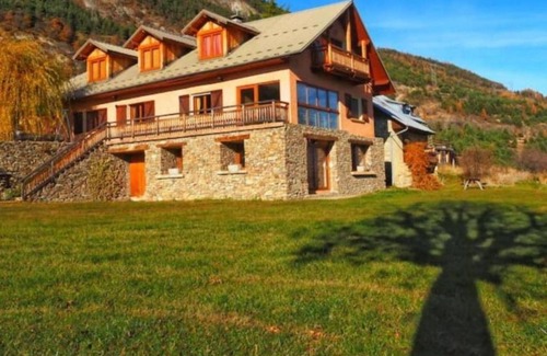 Chateauroux-les-Alpes Villa | 60 m² Villa ∙ 3 bedrooms ∙ 6 guests