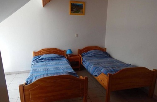 Chateauroux-les-Alpes Villa | 60 m² Villa ∙ 3 bedrooms ∙ 6 guests