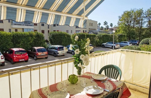 Six-Fours-les-Plages Apartment | 60 m² Apartment ∙ 2 bedrooms ∙ 4 guests