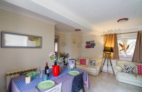 Savignac-sur-Leyze House | 60 m² House ∙ 2 bedrooms ∙ 3 guests