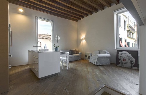 Dorsoduro Apartment | 60 m² Studio flat ∙ 1 bedroom ∙ 2 guests