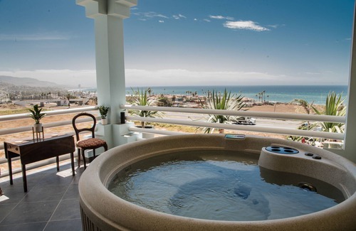 Playas de Rosarito Apartment | 60 % monthly PENTHOUSE w/JACUZZI PANORAMIC OCEAN VIEWS
