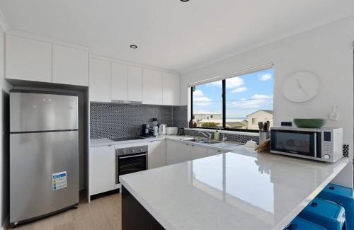 Hayborough House | 60 Seagull Ave Chiton - Linen Included
