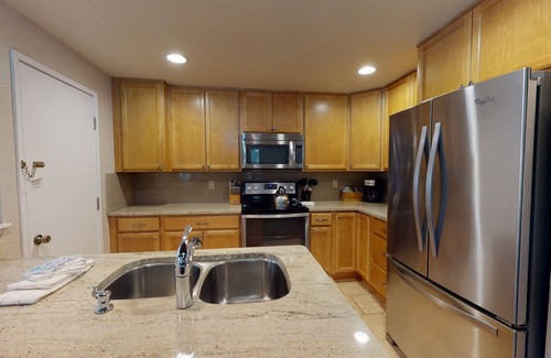 Tennis Village Condo | 60 Tennis Village | 2 BR/2 BA, Sleeps 8