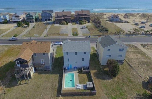 Nags Head House | 6027 Off The Bucket List 4 Min Walk to Beach Private Pool Jetted Tub